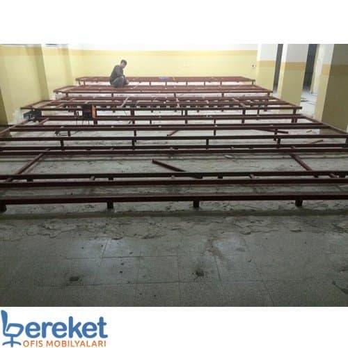 Sahne Yükseltme: Konferans ve Etkinlik Salonlarında Podyum Çözümleri
